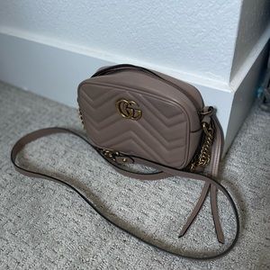 Gucci Mattelassé Leather Shoulder bag